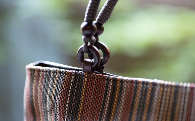 【京都三昌】レリーフメッシュ手提げ［ 京都 バッグ 職人 手作り 手提げ 鞄 麻の葉 ちりめん 上品 カジュアル フォーマル 雑貨 人気 おすすめ 外出 おでかけ お取り寄せ 通販 送料無料 ふるさと納税 ］ 261009_B-NE08