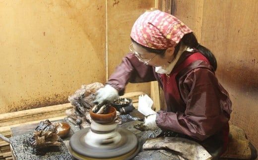 スリ漆ケヤキ尺三寸木鉢【尺三寸木鉢 ケヤキ材 直径38.5cm×11.5cm 日本のケヤキ 手作り 工芸品 透漆塗り 国産天然木 おしゃれ プレゼント 記念 お祝い コネ鉢  そば 神奈川県 小田原市 】 142069_AR023