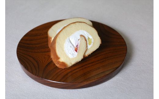 漆 仁取皿 (ニトリ皿) ケヤキΦ18cm　【お皿 グッドデザイン賞受賞 木 雑貨 食器 プレゼント おしゃれ 日本製 神奈川県小田原市】 142069_AR028