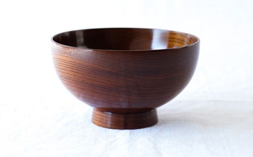 小田原漆椀ケヤキ 大　【お椀 食器 木 雑貨 汁椀 豚汁 具沢山 小田原漆器 プレゼント おしゃれ 日本製 神奈川県小田原市 】 142069_AR044