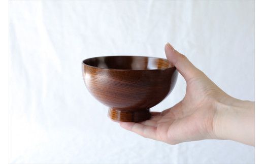 小田原漆椀ケヤキ 大　【お椀 食器 木 雑貨 汁椀 豚汁 具沢山 小田原漆器 プレゼント おしゃれ 日本製 神奈川県小田原市 】 142069_AR044