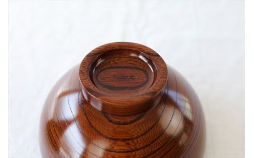 小田原漆椀ケヤキ 大　【お椀 食器 木 雑貨 汁椀 豚汁 具沢山 小田原漆器 プレゼント おしゃれ 日本製 神奈川県小田原市 】 142069_AR044