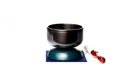 小田原砂張おりん (3.0寸(約9.1cm)【りんセット 砂張おりん 法事 仏壇用品 法要 お彼岸 仏事 仏事用 おりんセット おりん布団 仏壇仏具 りん棒 仏具用品 りん布団 リン布団 りん おりん 神奈川県 小田原市 】 142069_AS008