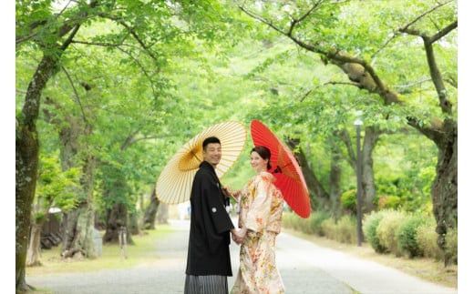 小田原城フォトウェディング（60分撮影・衣装・美容・写真データ付き）【小田原 出張撮影 60分 撮影データ 写真データ 写真 カメラマン 同行撮影 時間内撮影し放題　小田原城 結婚 結婚写真 神奈川県 小田原市 】 142069_CK009