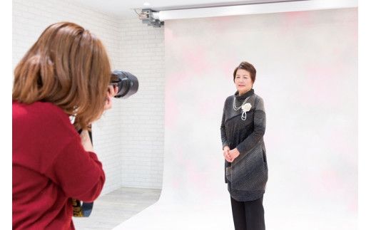 生前撮影【エンディングフォト】（フォーマル写真１カット付き）【平日 お写真 家族 思い出 予約制 事前予約 大切な瞬間 エンディング フォーマル写真 １カット フォト 家族への品 神奈川県 小田原市 】 142069_CK010