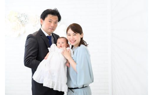 お宮参り撮影（お祝い着衣装付き・フォーマル写真３カット付き）【お宮参り フォーマル フォト 誕生記念 赤ちゃん プレゼント 撮影 記念写真 伝統行事 スタジオ撮影 神奈川県 小田原市 】 142069_CK011