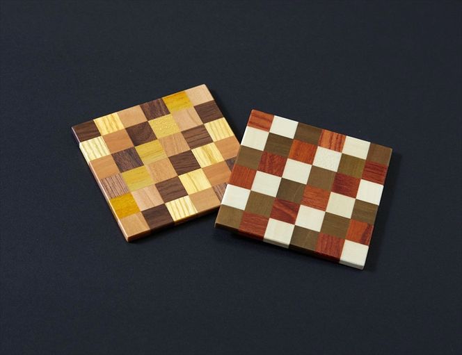 【箱根寄木細工　無垢四角コースター２枚セット　市松】【 コースター 神奈川県 小田原市 】 142069_CW062