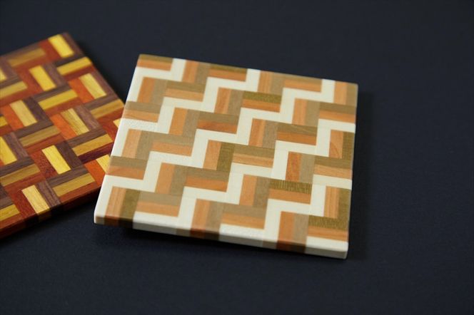 【箱根寄木細工　無垢四角コースター2枚セット　3積層】【 コースター 神奈川県 小田原市 】 142069_CW065