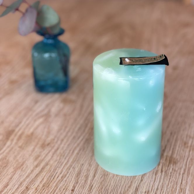 グラデーション円柱キャンドル【防災 停電 キャンプ 癒し アウトドア おしゃれ シンプル ろうそく ロウソク ローソク 仏壇 リラックス 北欧 ナチュラル インテリア雑貨 日用品雑貨 生活雑貨 神奈川県 小田原市 】 142069_CX002