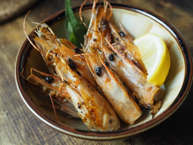 まぐろや  BBQセット【ふるさと納税】【まぐろ 鮪 本鮪 サーモン 海老 お刺身 海鮮 セット 福袋 キンメ きんめ お取り寄せ 御中元 お中元 お歳暮 父の日 母の日 贈り物 日本酒 焼酎 】【神奈川県小田原市】 142069_DQ049