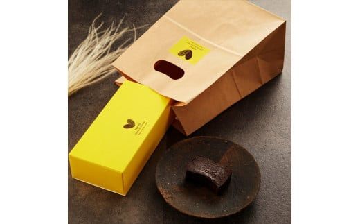 【定期便6ヶ月】幸せの生ガトーショコラ 300g【チョコレート 特濃厚 濃密な味わい 極上の口溶け 極上のチョコレート 一流の料理人 チョコレート本来の味わいと甘み カカオの風味やコク カカオ 至極の逸品 神奈川県 小田原市 】 142069_DW013