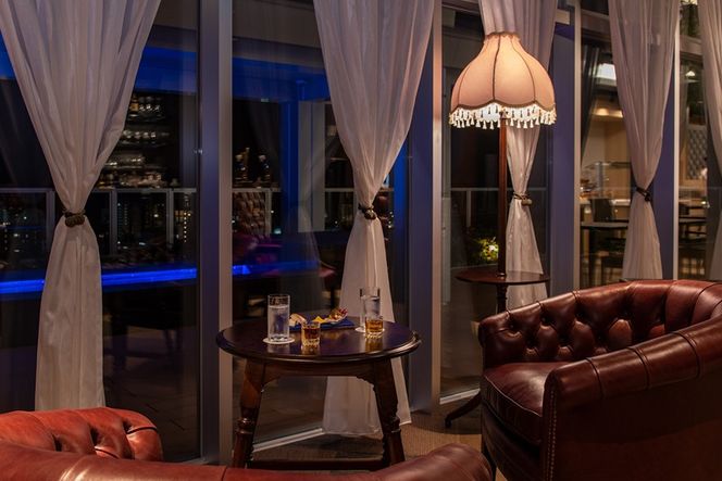 レストラン【スカイダイニング】お食事券　◆ディナー2名様◆【お二人様 しゃぶしゃぶ コース料理 小田原市街を一望 14階の展望レストラン 特別な空間 プレゼント お祝い ご褒美 夜景 相模湾 神奈川県 小田原市 】 142069_EN004