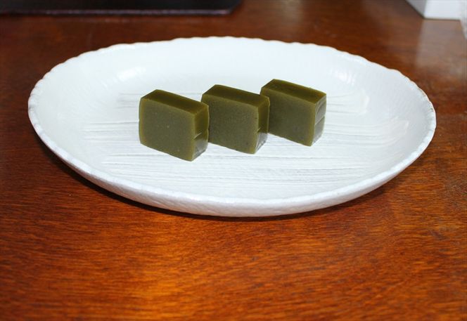 小田原老舗和菓子店の手づくり濃い足柄茶羊羹【和菓子店 手作りようかん 足柄茶羊羹  職人の手作り 銘菓 和スイーツ 特製ようかん 神奈川県 小田原市 】 142069_FB005