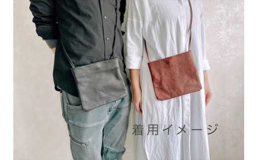 鹿の角ボタンのウォーカーズサコッシュ(ブラウン)【 神奈川県 小田原市 】 142069_GN010VC03