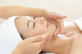 【女性限定最高級エステ】極上Angel Healing　全身＆お顔＆ヘッドスパ【 エステ 神奈川県 小田原市 】 142069_GT001