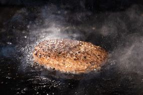 神奈川県産和牛 阿夫利牛のハンバーグ 1400g【 牛肉 和牛 神奈川県 小田原市 】 142069_GV003