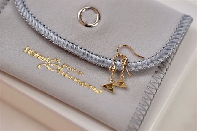 小田原北條　三つ鱗ピアス（フック小ペア）【 ジュエリー アクセサリー 神奈川県 小田原市 】 142069_GW003