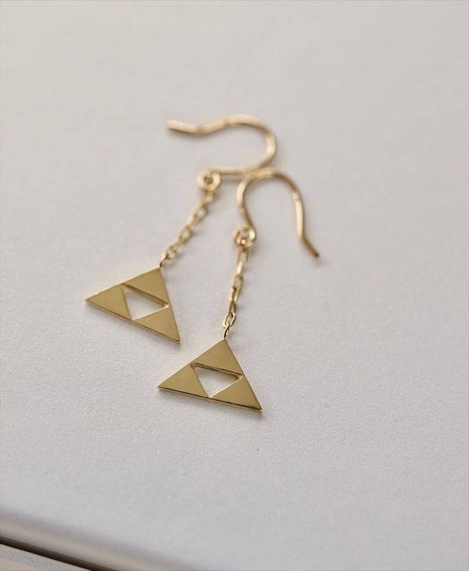 小田原北條　三つ鱗ピアス（フック大ペア）【 ジュエリー アクセサリー 神奈川県 小田原市 】 142069_GW004