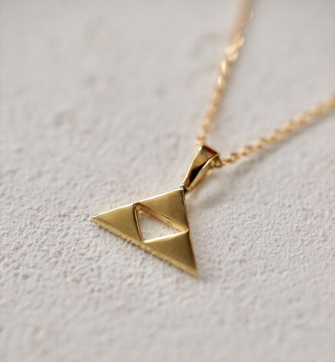 ヒスクローネ　ジュエリー　飾り FOUR RAYED FLOWER PIERCED EARRINGS(2JP1064)K10 ピアス