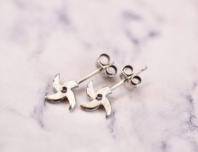 風魔小太郎　耳に刺さる手裏剣ピアス（シルバー）【 ジュエリー アクセサリー 神奈川県 小田原市 】 142069_GW008