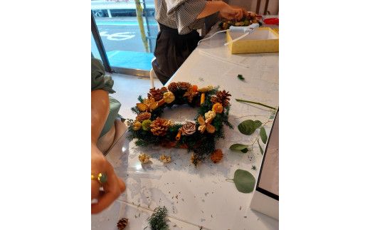 アーティフィシャルリース体験レッスン 【 フラワーアレンジメント 体験 チケット 神奈川県 小田原市 】 142069_HQ008