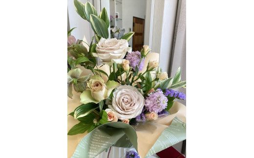 【定期便６ヵ月】季節の生花アレンジ　Sサイズ　６ヵ月連続でお届け 【 フラワー アレンジメント お花 ギフト プレゼント 贈り物 誕生日 お祝い 神奈川県 小田原市 】 142069_HQ010