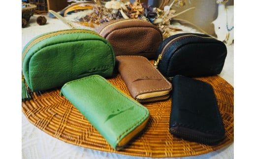 大槌ジビエレザーのキーケース＆ポーチ（黒・濃茶・グリーン）【0tsuchi00674】