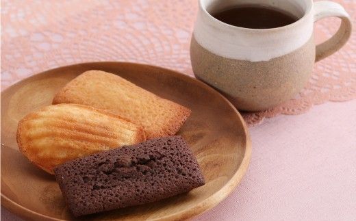 【四国一小さな町の洋菓子店】パナシェの焼き菓子セット12個 スイーツ お菓子 ギフト チョコレート フィナンシェ マドレーヌ アーモンド 焼き菓子 詰め合わせ 個包装 贈答 贈り物 お礼 手土産 焼き菓子セット 洋菓子 冷蔵