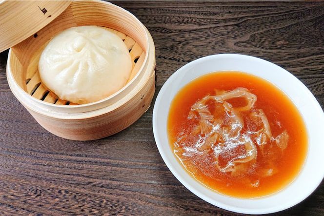 気仙沼産ふかひれ三昧『福』セット ふかひれスープ ×2袋 & ふかひれ饅頭 ×4個 [SUNPLUS 宮城県 気仙沼市 20563907] 惣菜 フカヒレ ふかひれ 鱶鰭 セット 詰め合わせ 冷凍 