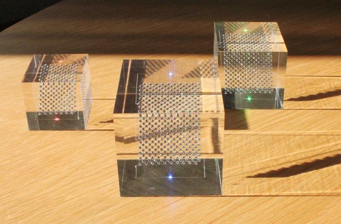 【世界初の全方位受光ソーラー】スフェラーキューブ ＜L＞［ 京都 世界初 太陽電池 スフェラ―パワー オーナメント 不思議 ソーラー かっこいい ふるさと おしゃれ かっこいい 京都 通販 送料無料 ふるさと納税 ］  261009_B-TM15