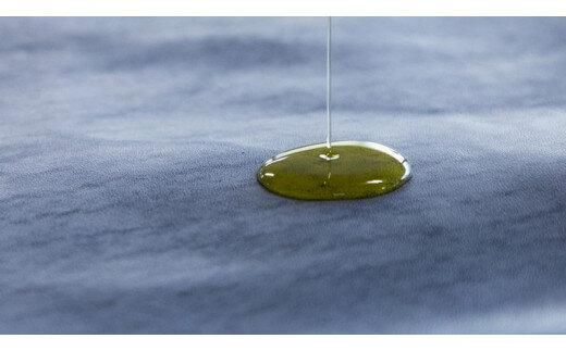 オリーブレザー 縦ショルダーバッグ　ブラック 372013_EN011VC02