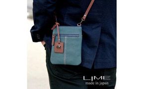 LIME（ライム）　ヌメ革ミニショルダーバッグ　ブルー 372013_EN022VC05