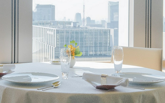 【東京丸の内】Sens & Saveurs（サンス・エ・サヴール）北海道白糠食材SPECIALランチコース 3名様