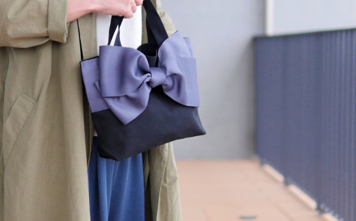 【ハンドメイド作家作品】candy bag ( チャコールグレー )& ヘアゴム 1個 セット《築上町》【＊serendipity＊】 [ABAS013]