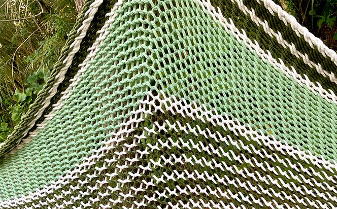 方舟ベッドハンモック「春の息吹」 沖縄 おきなわ 大宜味村 いぎみ てぃぐま キャンプ アウトドア 自然 ベット ハンモック 手作り 職人 ゆらゆら 編み物 アート インドア やんばる 家具 インテリア 寝具