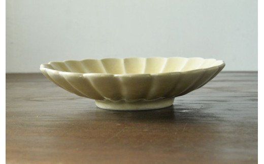 砥部焼 菊型皿セット(直径約17cm×2枚) | 食器 皿 お皿 砥部焼 菊型皿セット(直径約17cm×2枚) | 食器 皿 お皿