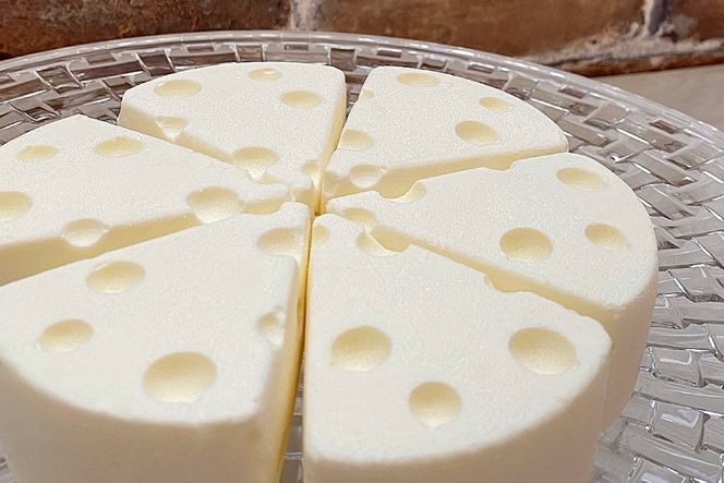 【定期便】ホワイトチョコ レアチーズケーキ 1ホール(直径15cm) ×2ヵ月【全2回】 #CHACOCHEE