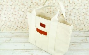 「琉球帆布」ベーシックトート M　キナリ - 極厚 4号帆布 トートバッグ キャンバス生地 丈夫 ベーシック おしゃれ ファッション お出かけ かばん 鞄 手仕事 手づくり ハンドメイド 琉球帆布 伝統技術 沖縄県 八重瀬町【価格改定】