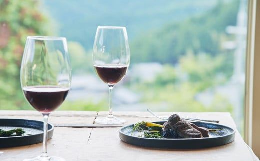 森のオーベルジュ 星咲～きらら～　１泊２食ペア宿泊券（J.S.A.ソムリエエクセレンスによるワインペアリング付）/// 奈良県 曽爾村 オーベルジュ ワイン ワインペアリング 宿泊 旅行 貸切 1日1組限定