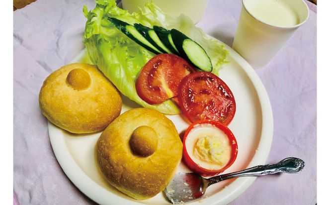 自然の中でバター作り&パン作り体験！きゆな牧場（4名様）