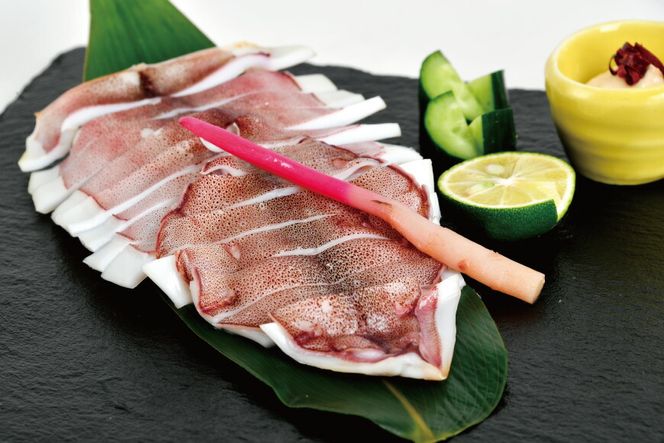 干物 気仙沼網元直送！干物便 ～極～ [熊栄産業 宮城県 気仙沼市 20563718] 魚 魚介類 乾物 真鯛 鯛 タイ さば 鯖 サバ ヤリイカ 冷凍 【CF02】