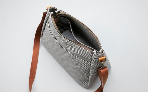 【J-197】ｋｉｉ工房　帆布かばん　プランプショルダー　千鳥柄【高島屋選定品】