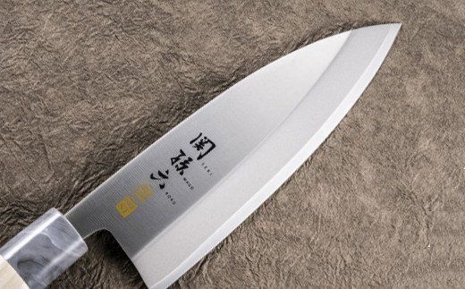 H15-57 ＜ステンレス和包丁 （片刃）＞ ◇貝印 関孫六 銀寿ST 和包丁 出刃 150mm ～出刃包丁 小ぶり 小さいサイズ でば 魚調理 天然木 錆びにくい お手入れしやすい 調理器具 キッチンツール ギフト 贈り物にも～