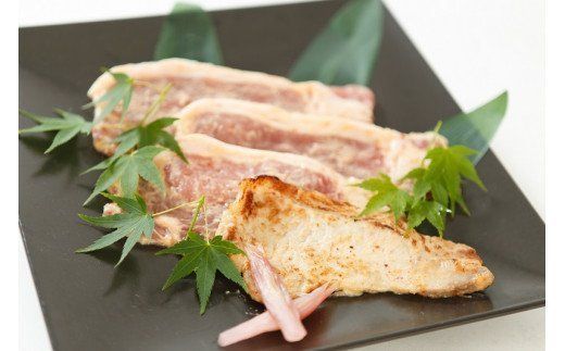 【A03036】大分のソウルフード3点セット　豊後鶏のとり天・奥豊後豚の味噌豚ステーキ・すもう鶏の鶏めしの素