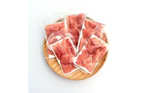 ～四国一小さなまち～ 天然マグロ切り落とし 1kg 6ヶ月定期便 まぐろ 鮪 スライス 刺身 刺し身 さしみ 魚 魚介 海鮮 海鮮丼 寿司 海の幸 おかず おつまみ 惣菜 簡単 時短 おいしい<br>