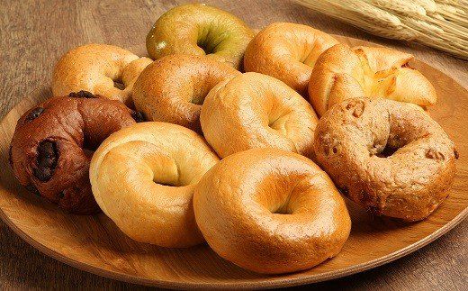 わっぱ堂のふわもちベーグル3ヶ月≪定期便≫　8個×3ヶ月 パン 自家製 個包装 焼きたて 便利 グルメ 高リピート 食べ比べ 詰め合わせ 朝食 おやつ ぱん 食品 瞬間冷凍 　H049-035