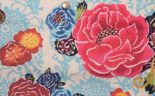 「琉球帆布」お散歩バッグ （RYUKA ブルー） - 帆布 布 トート トートバッグ 琉球紅型 人気 紅型作家 RYUKA 新垣優香 おしゃれ レディース ファッション お出かけ かばん 鞄 手仕事 手づくり ハンドメイド 琉球帆布 伝統技術 沖縄県 八重瀬町【価格改定】