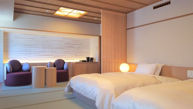 ホテル春日居山梨県産ワインテイスティングセット付きペア宿泊券（1泊2日　2食付き）※平休日のみ使用可 037-002