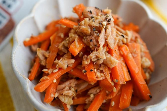 缶詰 ピリ辛ツナ ホワイト 75g ×12缶 [ミヤカン 宮城県 気仙沼市 20565675] ツナ缶 ツナフレーク ビンナガマグロ ピリ辛 小分け 常備 ストック 長期保存