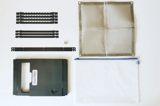 焚き火台  cacomi mesh 黒皮鉄 black 1台 キャンプ BBQ アウトドア コンパクト [新星金属製作所 大阪府 守口市 20940960] 